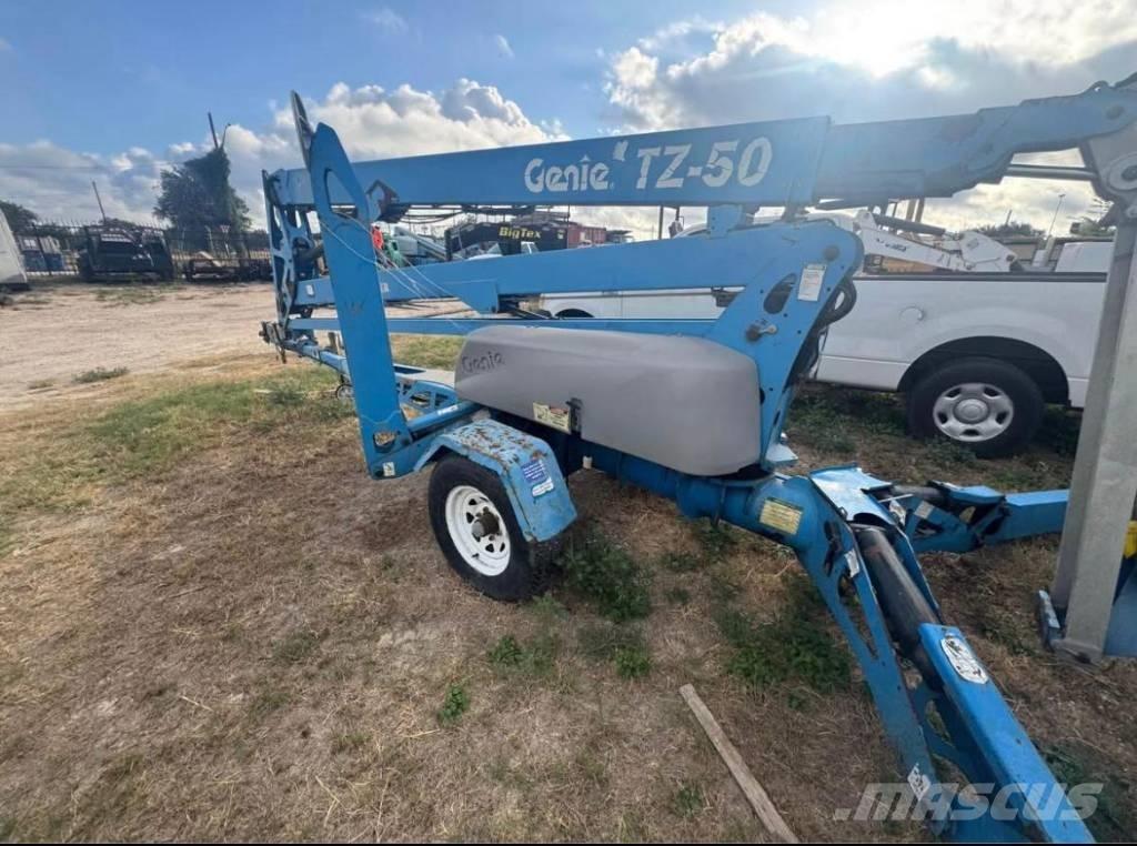 Genie TZ 50 高所作業台付トレーラー