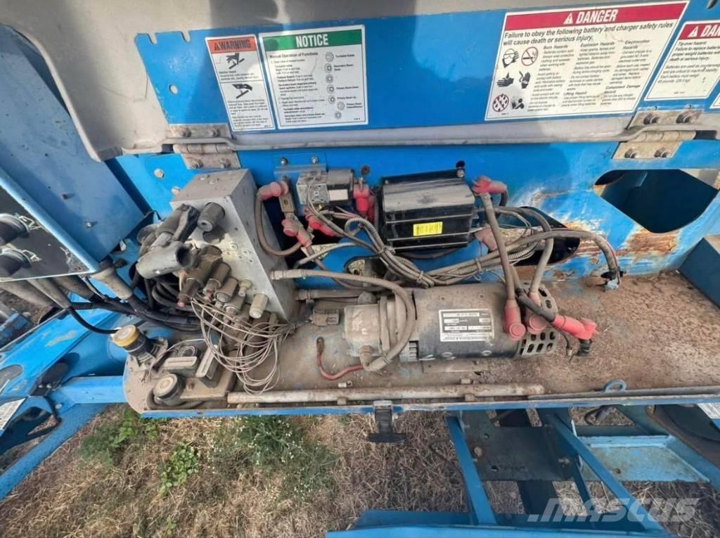 Genie TZ 50 高所作業台付トレーラー