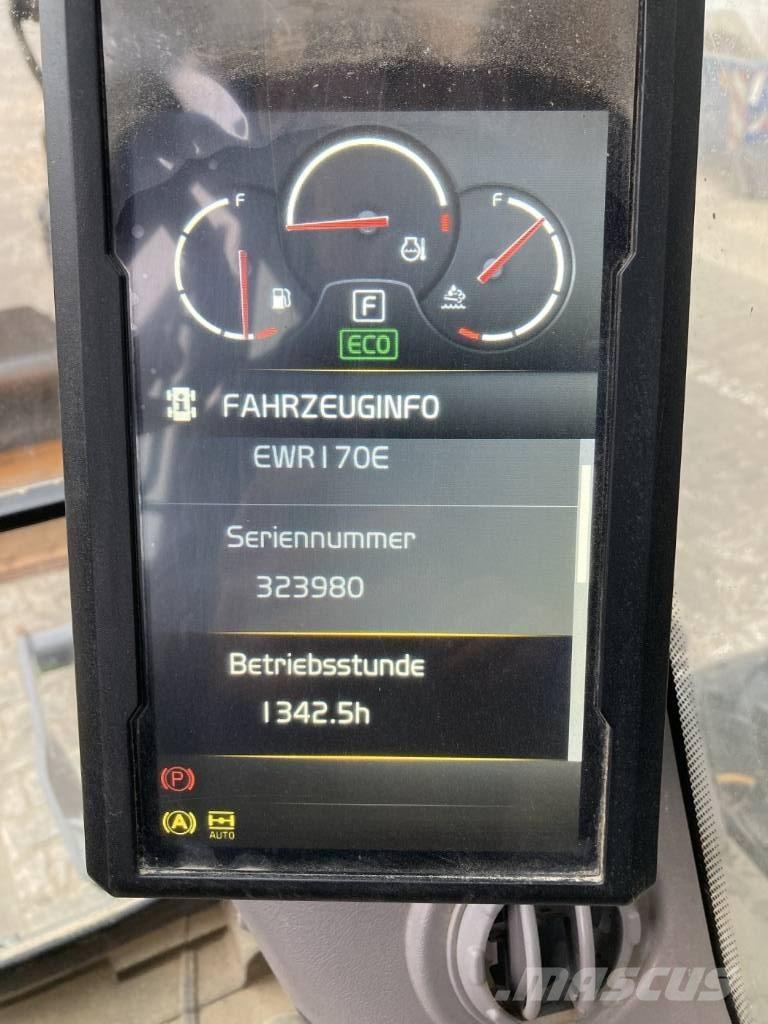 Volvo EWR 170 E ホイール式油圧ショベル（パワーショベル・ユンボ・バックホー）