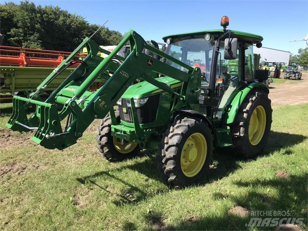 John Deere 5075E トラクター