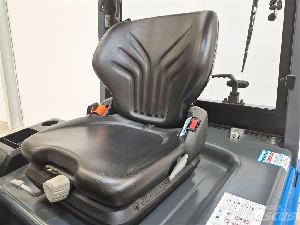 SEF25B バッテリーフォークリフト