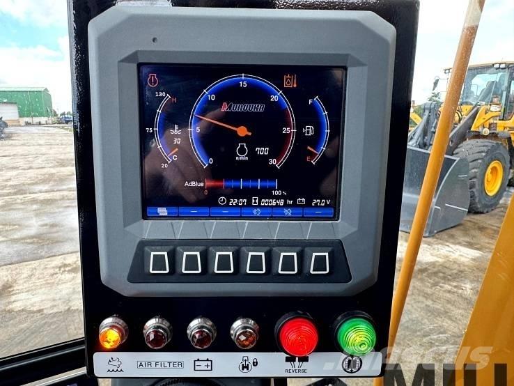 Morooka MST1500VDR キャリアダンプ