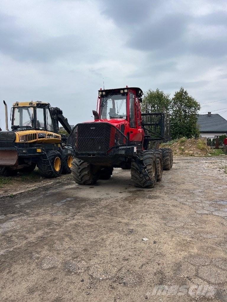 Komatsu 855 フォワーダー