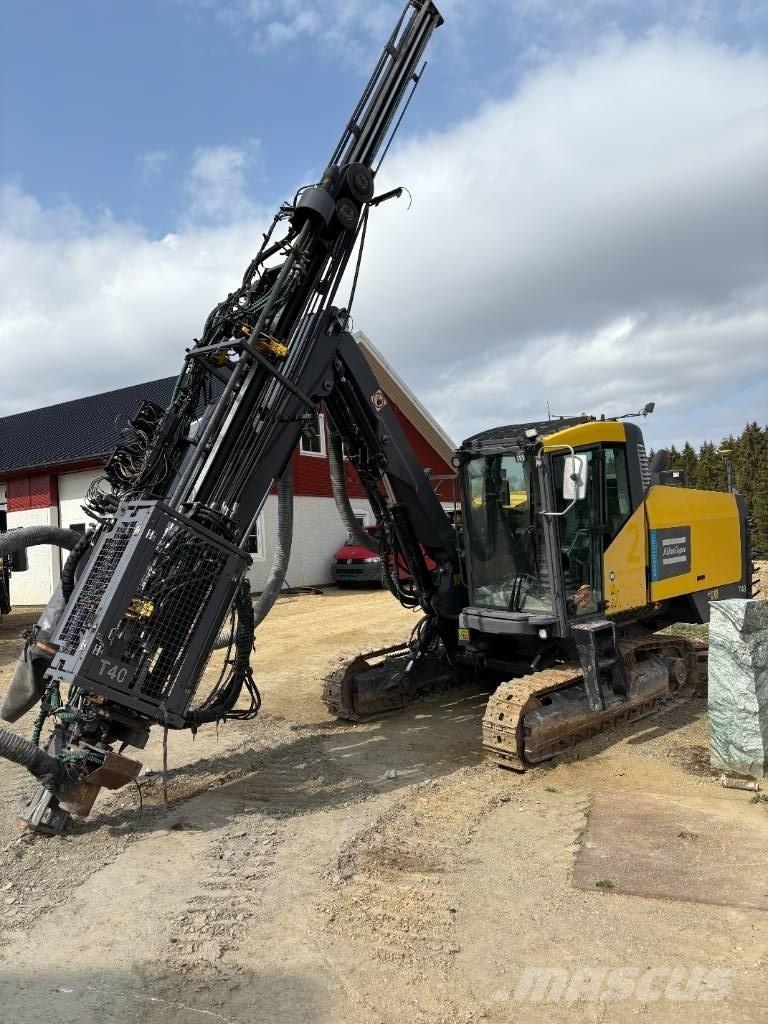 Epiroc T40 サーフェイスドリルリグ