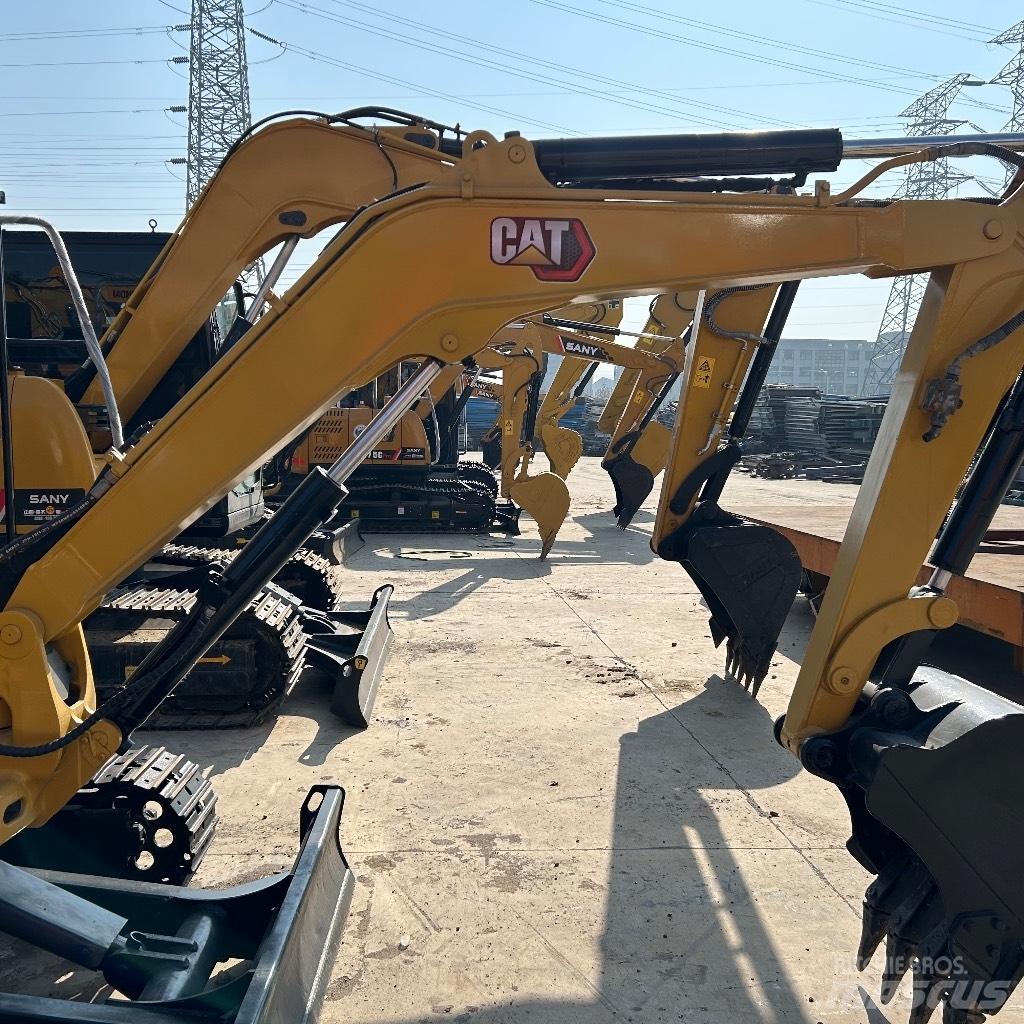 CAT 303.5 E ミニ油圧ショベル 7t以下（ミニユンボ・ミニディガー）