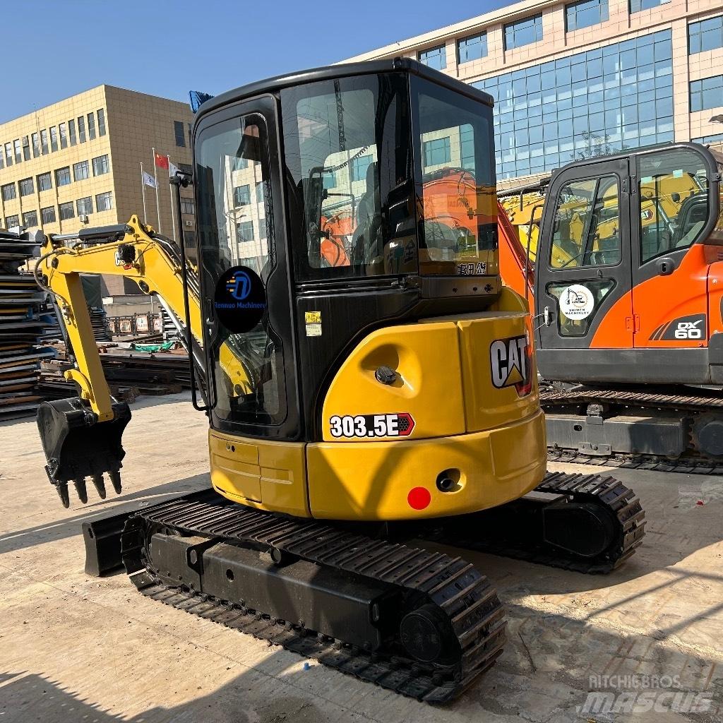 CAT 303.5 E ミニ油圧ショベル 7t以下（ミニユンボ・ミニディガー）