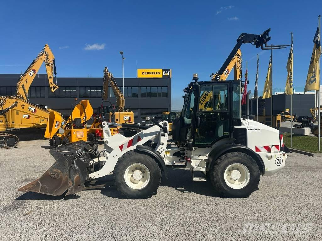 CAT 908 M ホイールローダー・タイヤショベル