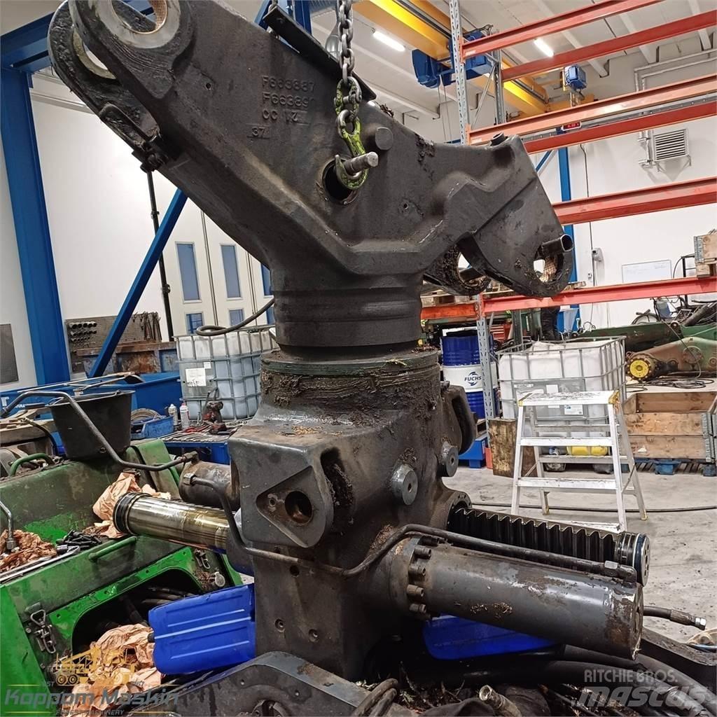 John Deere Ch910 ハーベスタ