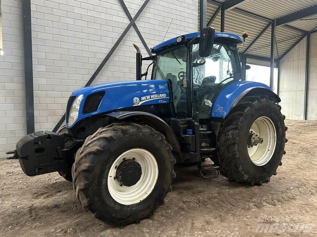 New Holland T7.250 トラクター