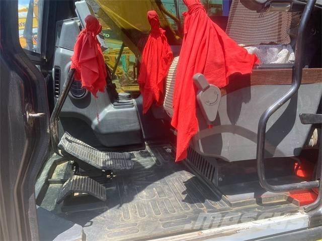 Sany SY215C 大型油圧ショベル12t以上（パワーショベル・ユンボ）