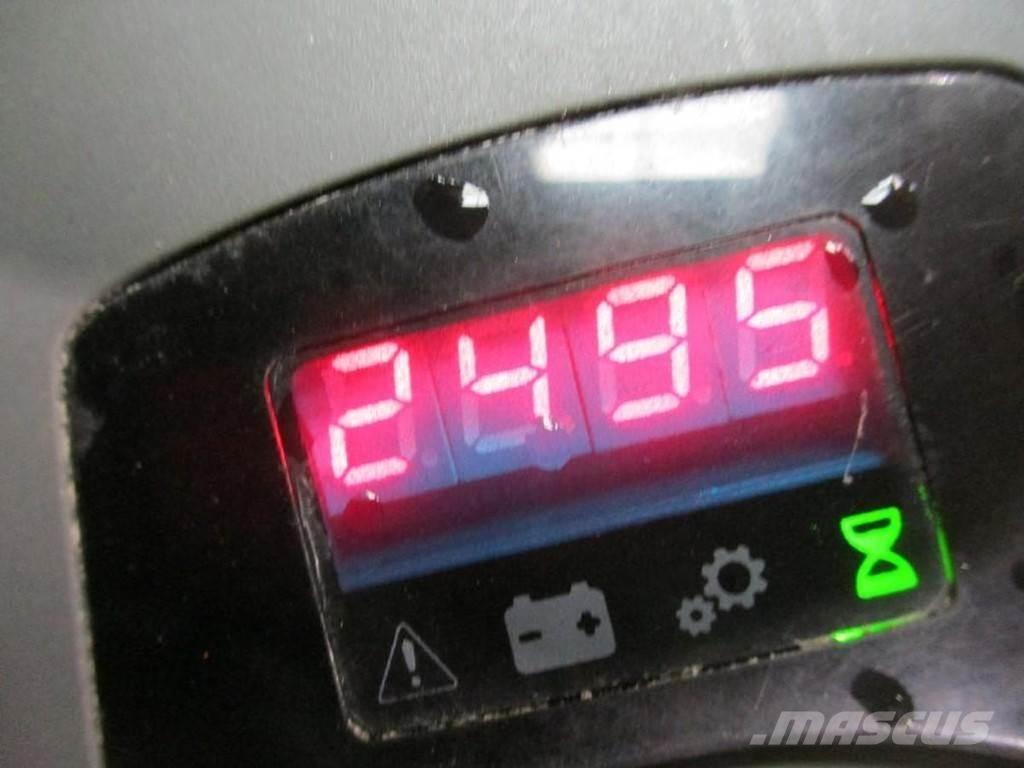 BT LPE200 ローリフトとプラットフォーム