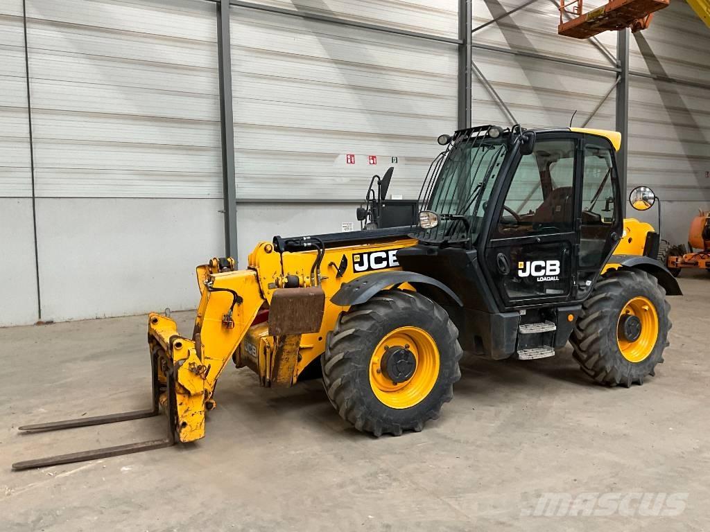 JCB 535-125 テレスコーピックハンドラー
