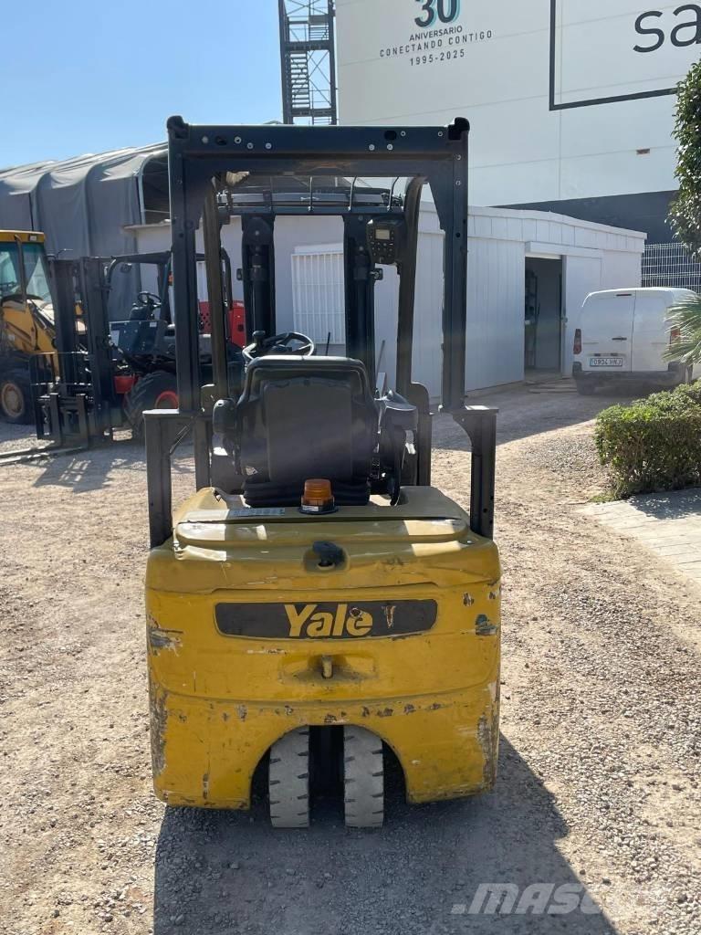 Yale ERP 16 VT バッテリーフォークリフト