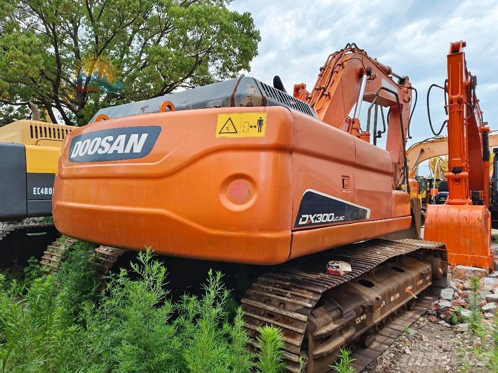Doosan DX 300 LC-9C 大型油圧ショベル12t以上（パワーショベル・ユンボ）