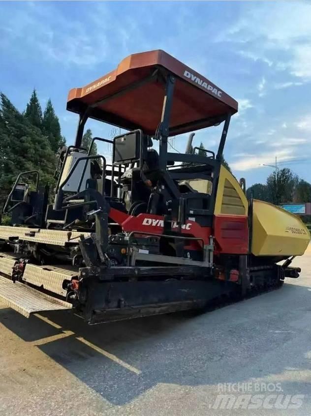 Dynapac sd2550 アスファルトフィニッシャ