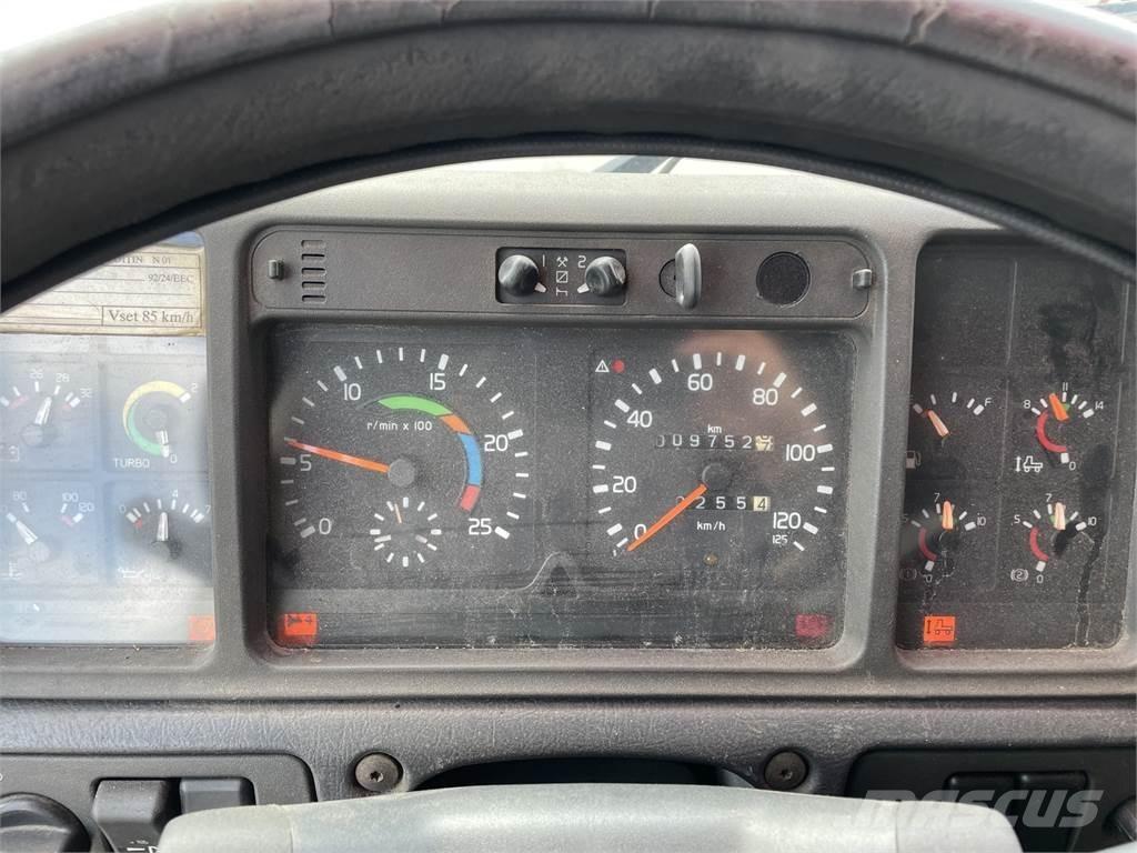 Volvo FH12 6x2 ケーブルリフト着脱式トラック