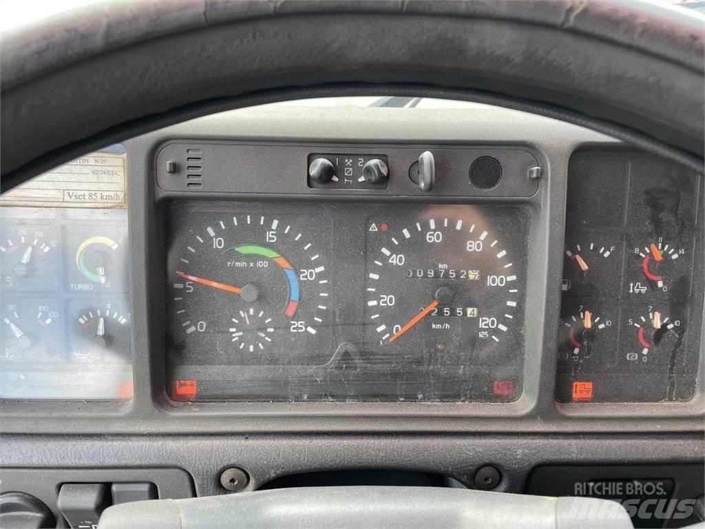 Volvo FH12 6x2 ケーブルリフト着脱式トラック