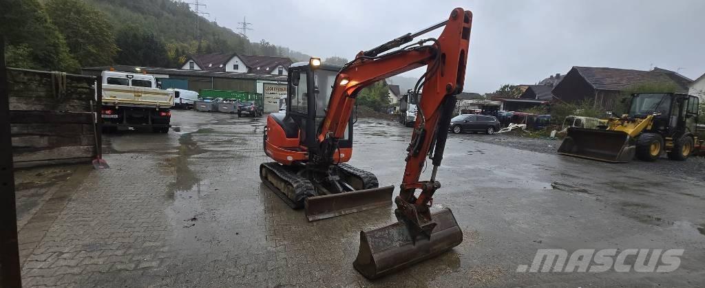 Kubota KX 101-3 a3 ミニ油圧ショベル 7t以下（ミニユンボ・ミニディガー）
