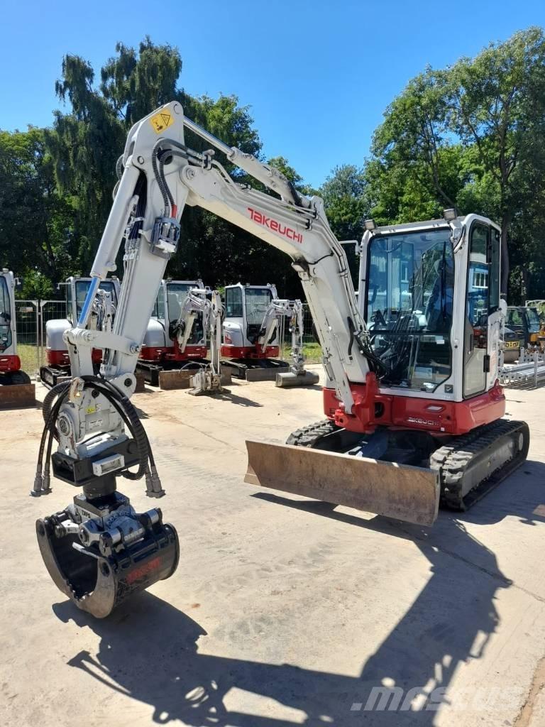 Takeuchi TB 335 R ミニ油圧ショベル 7t以下（ミニユンボ・ミニディガー）