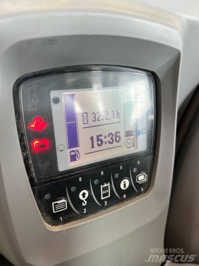 Kubota KX 80-4 中型油圧ショベル 7ｔ-12ｔ（ユンボ・パワーショベル・バックホー）