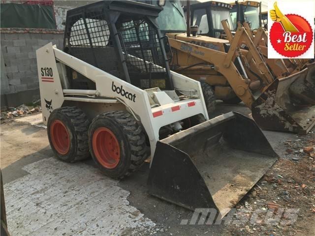 Bobcat S 130 スキッドステアローダー