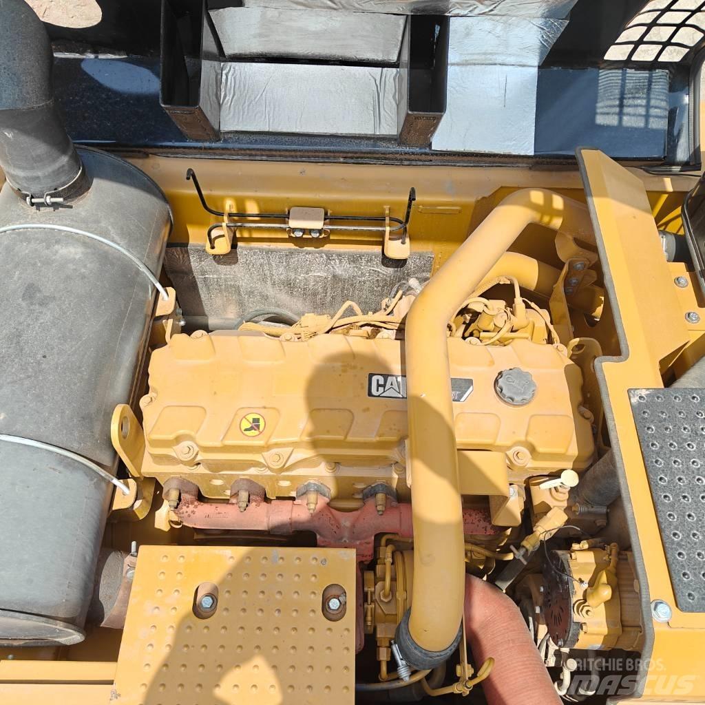 CAT 340 D L 大型油圧ショベル12t以上（パワーショベル・ユンボ）