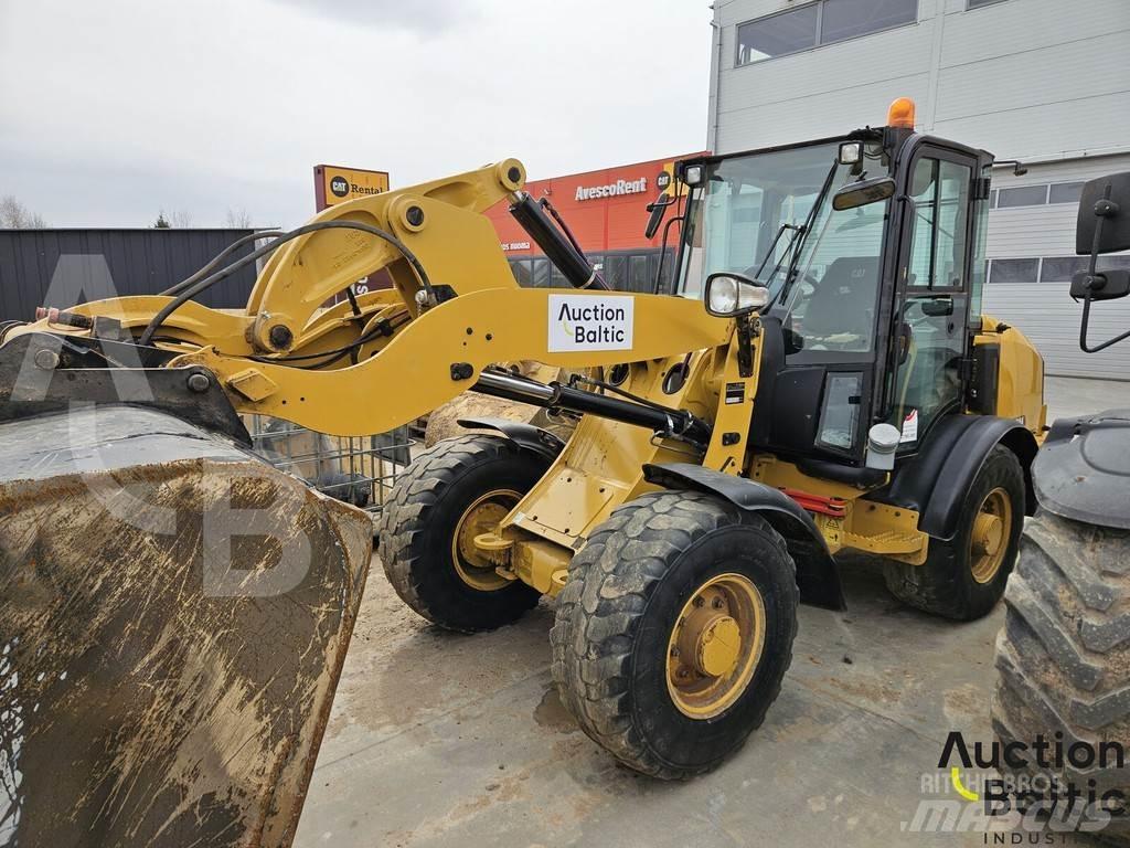 CAT 906 M ホイールローダー・タイヤショベル