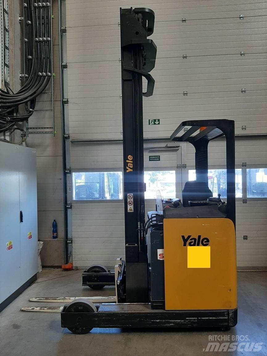 Yale MR16H リーチフォークリフト