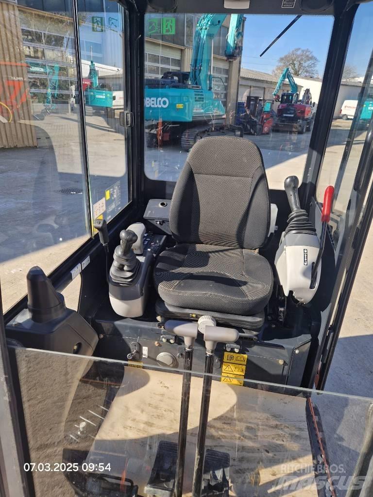 Hitachi ZX 19-6 ミニ油圧ショベル 7t以下（ミニユンボ・ミニディガー）