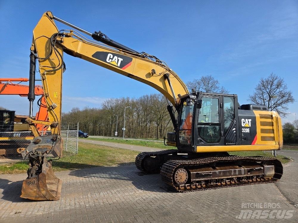 CAT 320EL 大型油圧ショベル12t以上（パワーショベル・ユンボ）