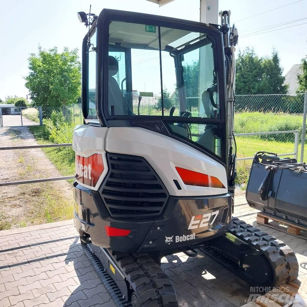 Bobcat E 27 ミニ油圧ショベル 7t以下（ミニユンボ・ミニディガー）