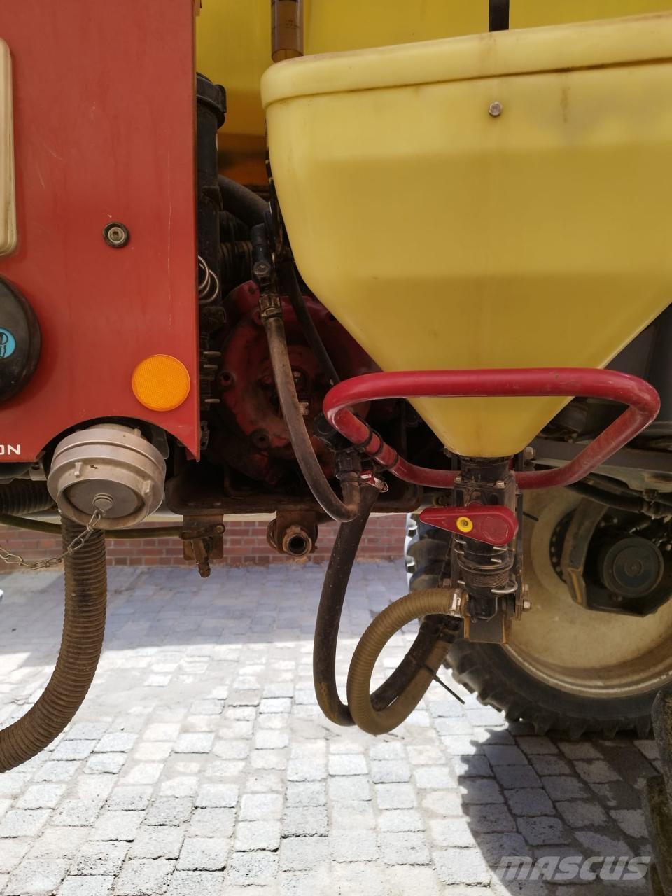 Hardi Alpha 2500 i 自走式噴霧器