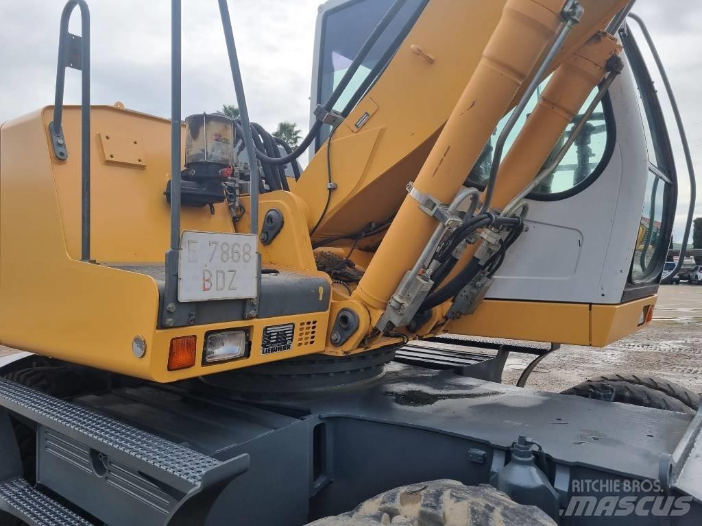 Liebherr A 900 C ホイール式油圧ショベル（パワーショベル・ユンボ・バックホー）