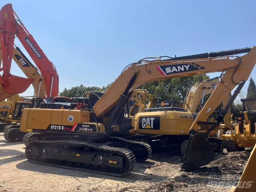 Sany SY 215 C 大型油圧ショベル12t以上（パワーショベル・ユンボ）