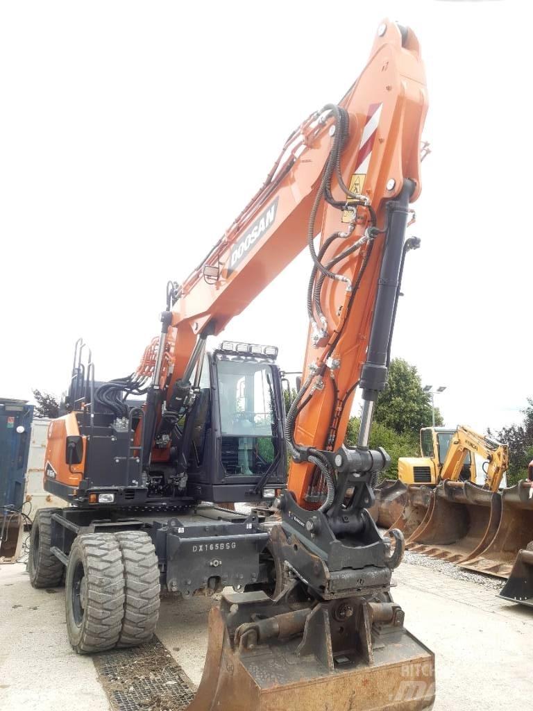 Doosan DX165 WR-7 ホイール式油圧ショベル（パワーショベル・ユンボ・バックホー）