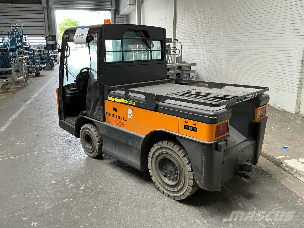 Still R 0725 トーイングトラック