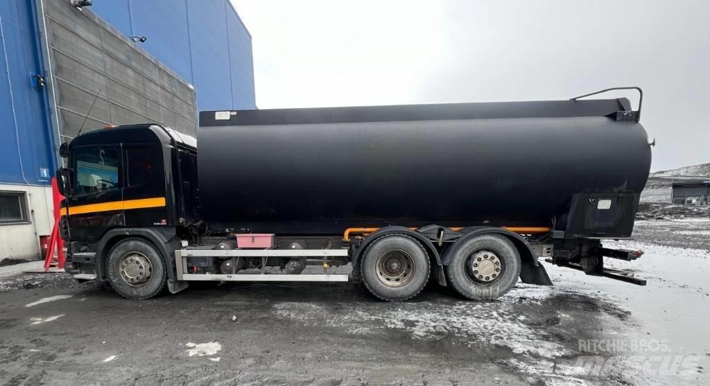 Scania P 114 中古トラクターヘッド | トレーラーヘッド