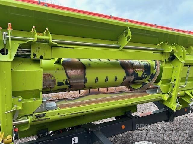 CLAAS TRION 660 コンバイン