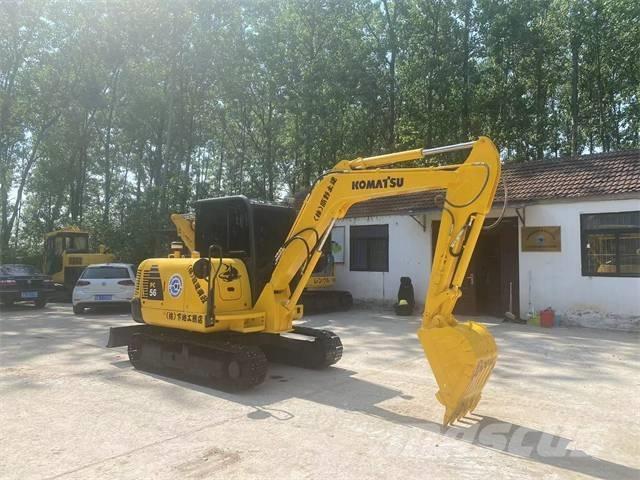 Komatsu PC 56 大型油圧ショベル12t以上（パワーショベル・ユンボ）