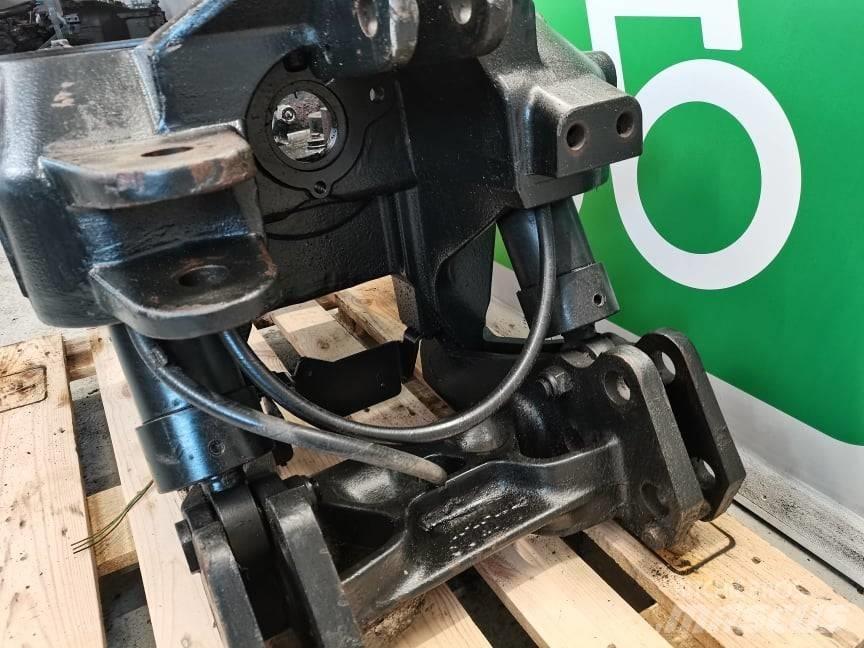 New Holland T7. frame シャーシ及びサスペンション