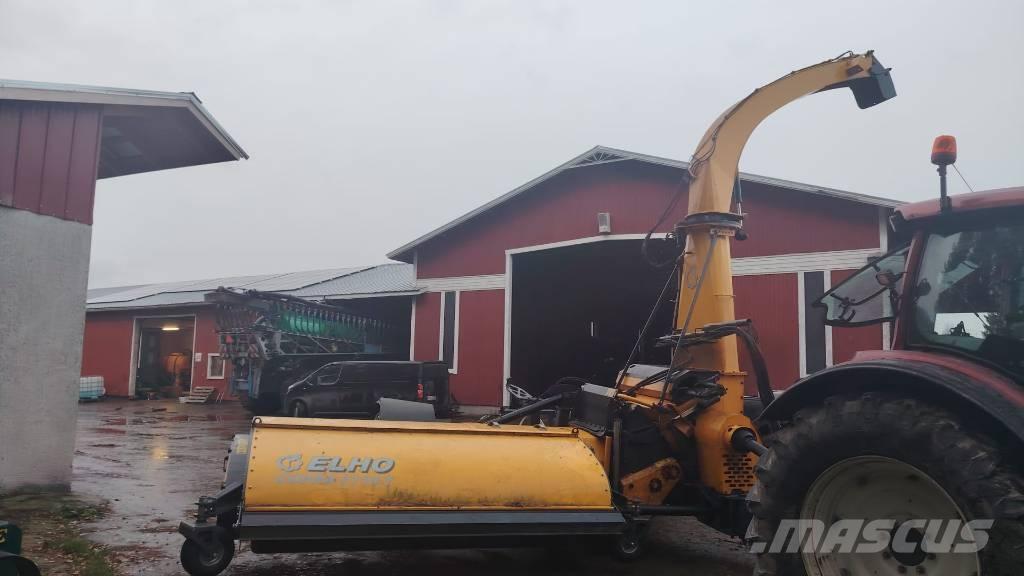 Elho Cobra 7710 T 自走式フォレージハーベスター