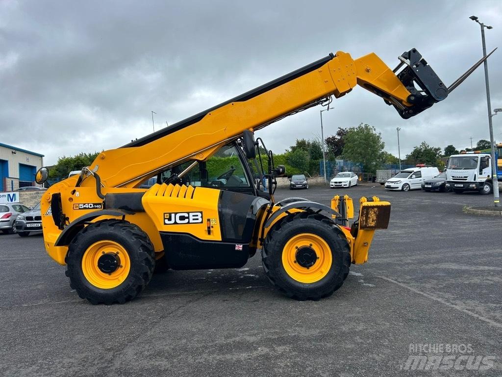 JCB 540-140 テレスコーピックハンドラー