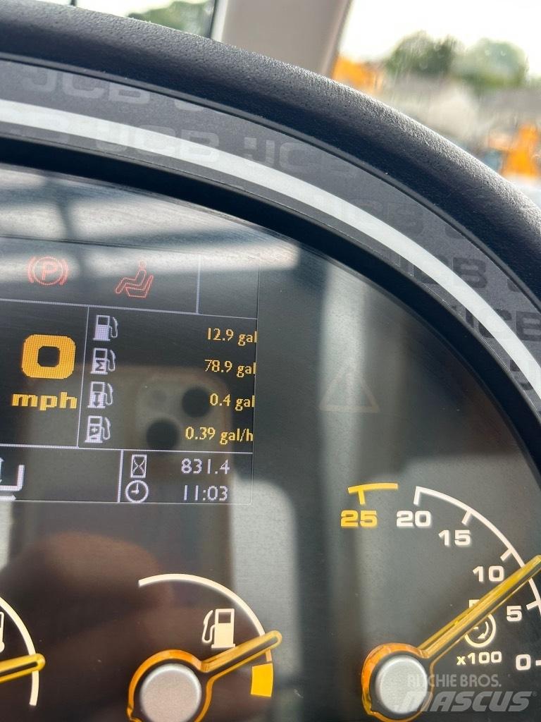 JCB 540-140 テレスコーピックハンドラー