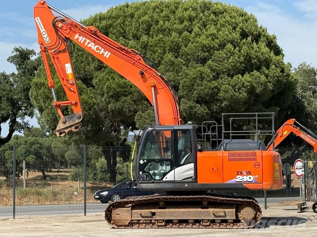 Hitachi ZX 210 LC-6 大型油圧ショベル12t以上（パワーショベル・ユンボ）