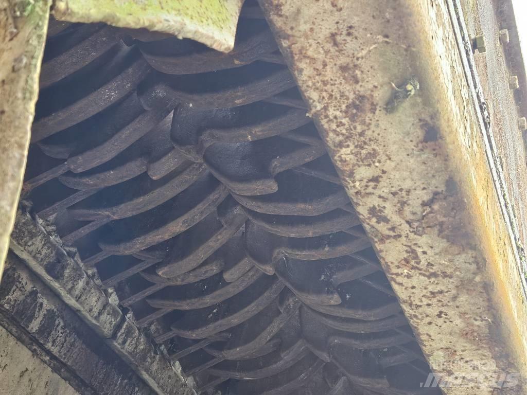 SSI Series 45 3400-E 廃棄物並び替え設備
