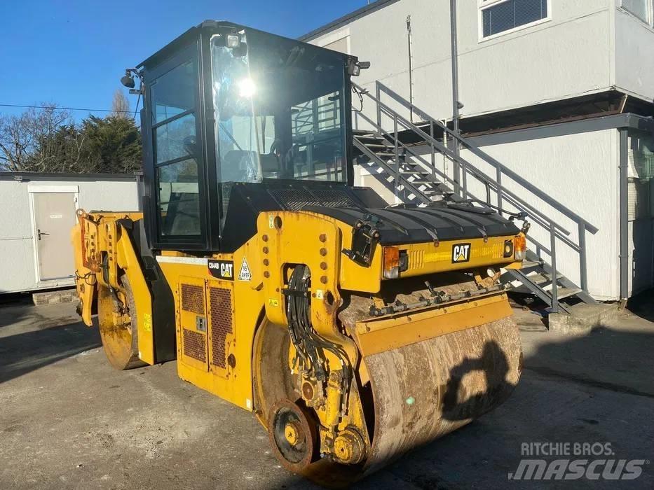 CAT CB 44 B タンデムローラ
