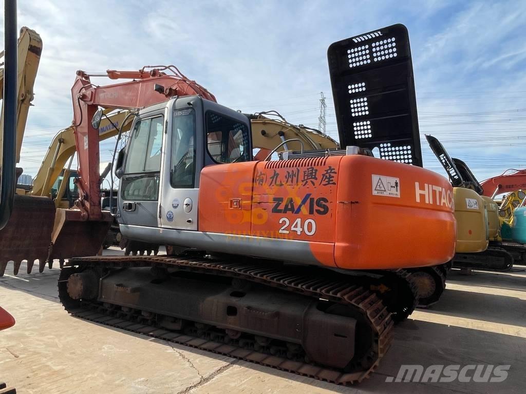 Hitachi ZX 240 大型油圧ショベル12t以上（パワーショベル・ユンボ）