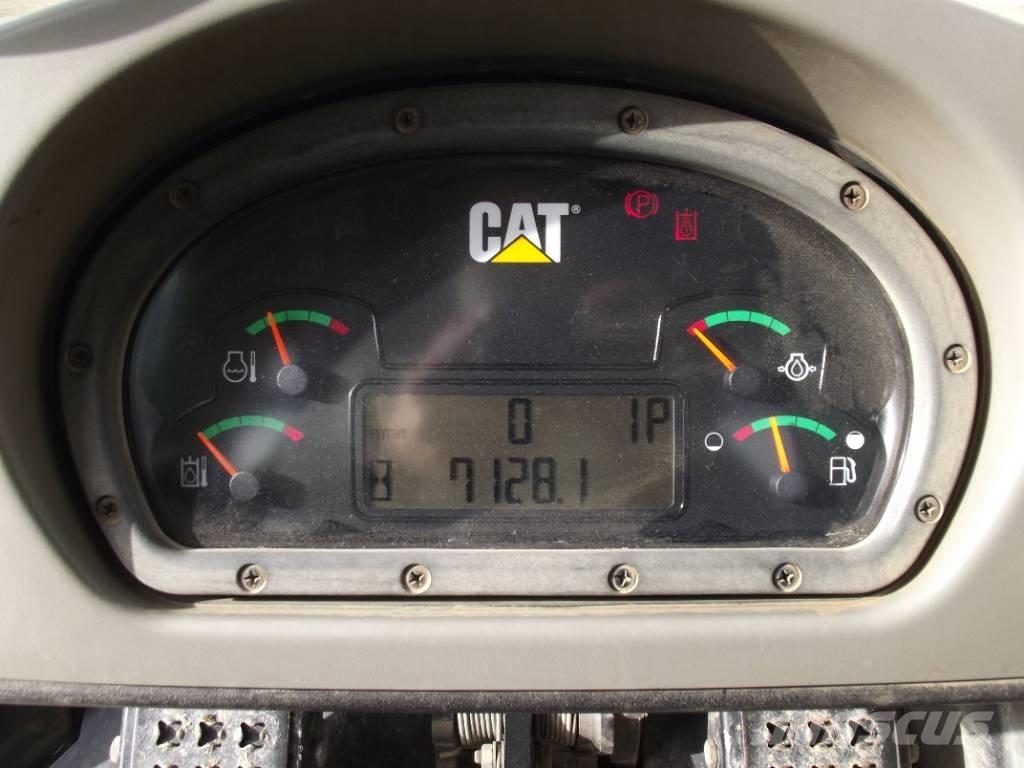 CAT 963 D WH クローラーローダー