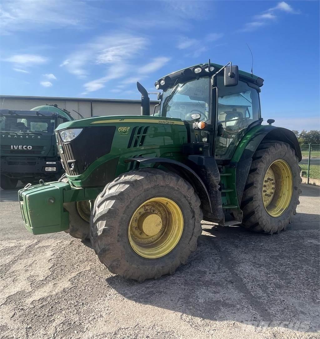 John Deere 6195 R トラクター