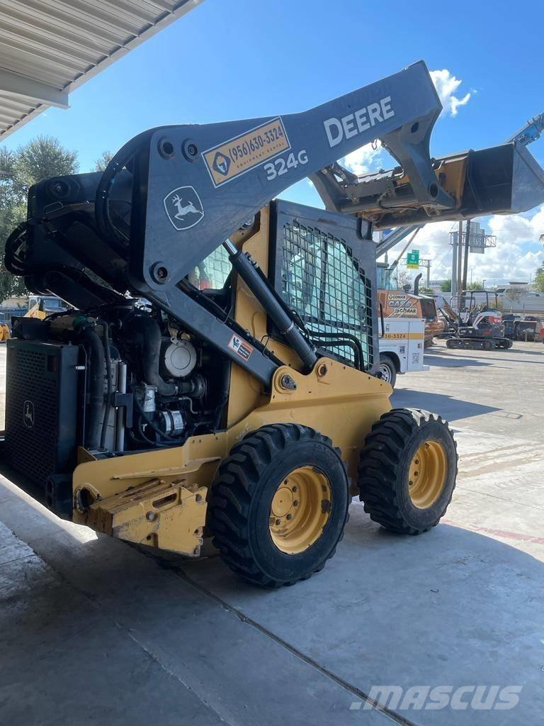 John Deere 324G スキッドステアローダー